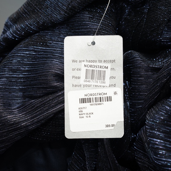 Betsy & Adam Floral Metallic Crinkle Gown - Picture 7 of 13